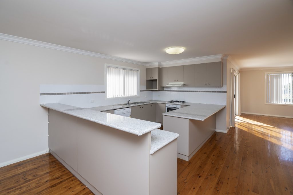 77 Deutcher Street, Temora NSW 2666 - photo 7