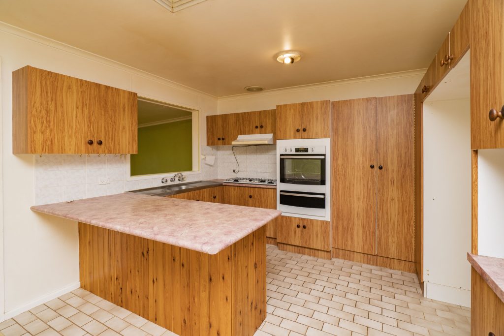 18 Broad Street, Narrandera NSW 2700 - photo 2