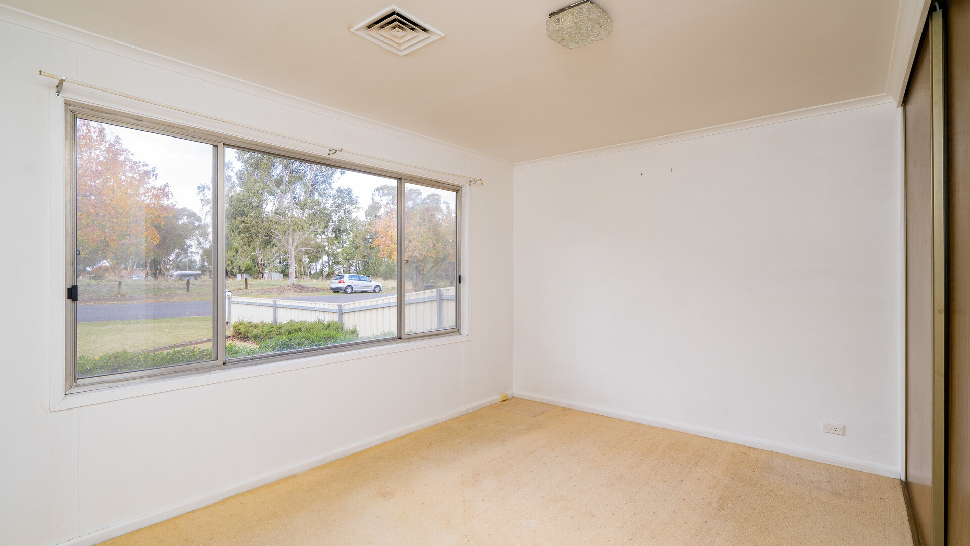 18 Broad Street, Narrandera NSW 2700 - photo 13