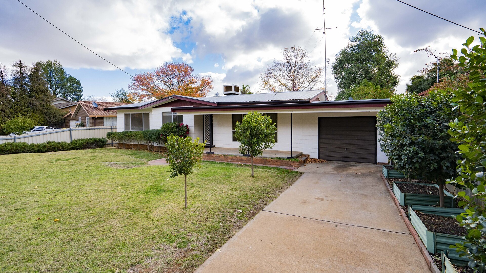 18 Broad Street, Narrandera NSW 2700 - photo 17