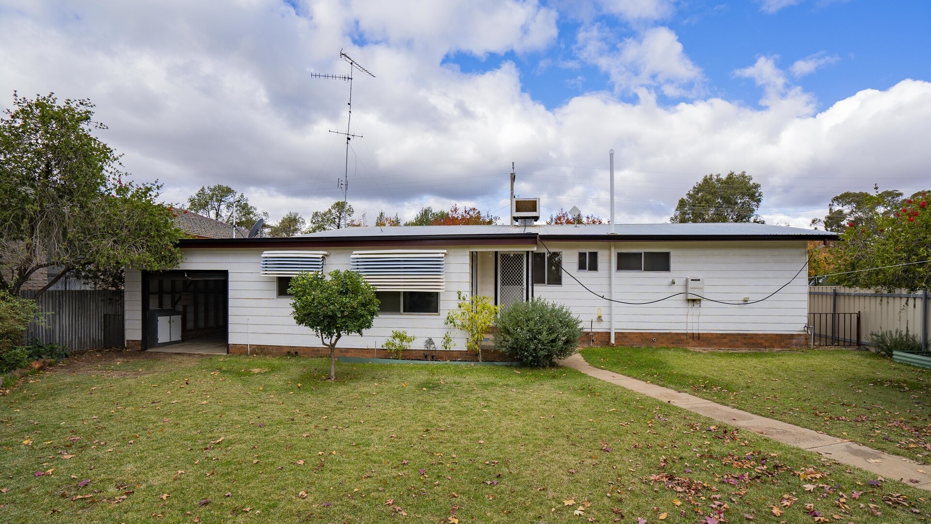 18 Broad Street, Narrandera NSW 2700 - photo 28