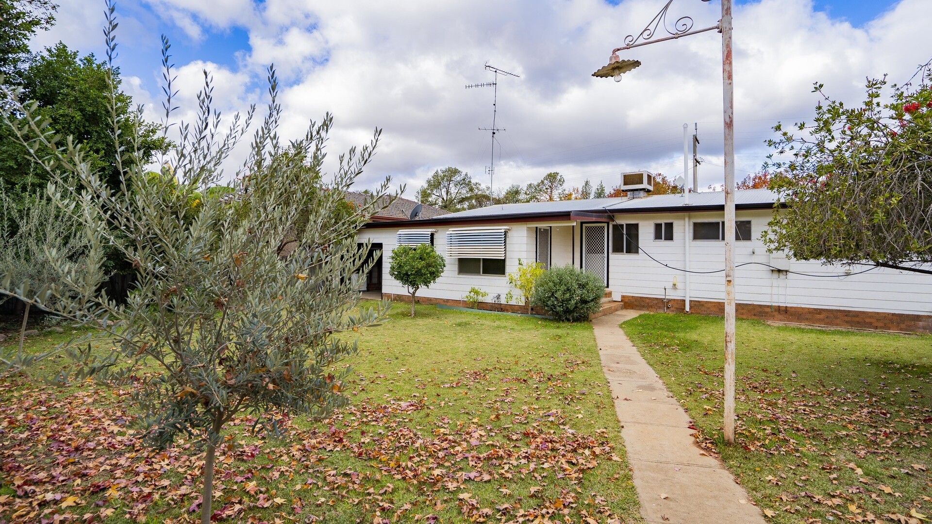 18 Broad Street, Narrandera NSW 2700 - photo 30