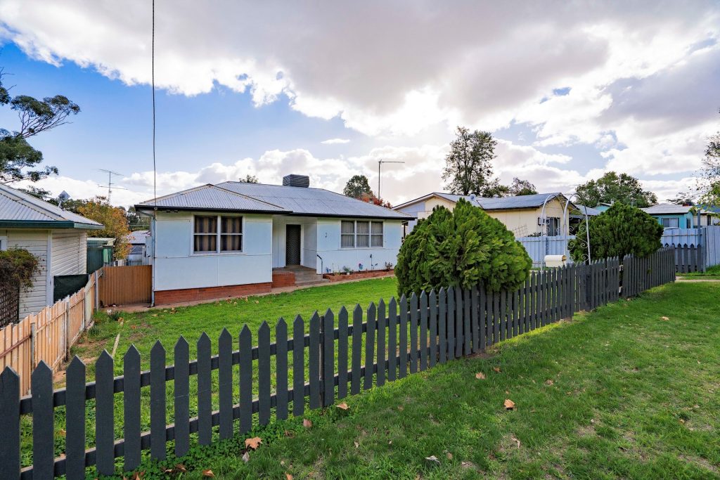 54 Frederica Street, Narrandera NSW 2700 - photo 11