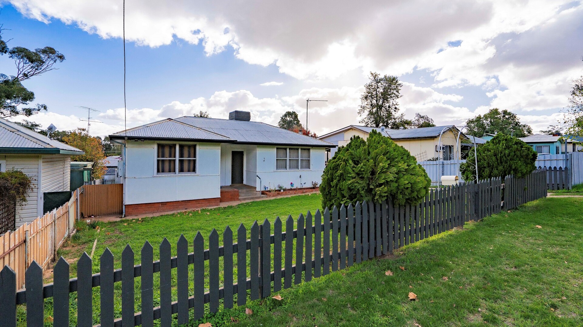 54 Frederica Street, Narrandera NSW 2700 - photo 11