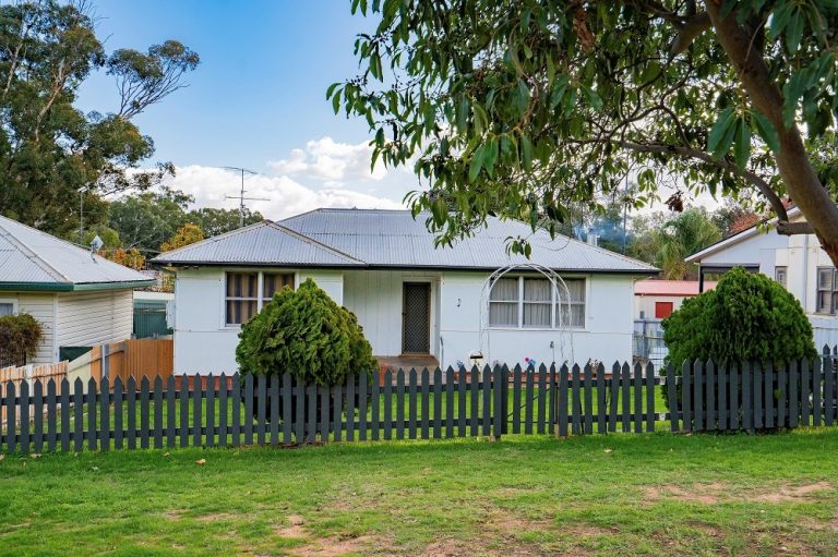 54 Frederica Street, Narrandera NSW 2700 - photo 12
