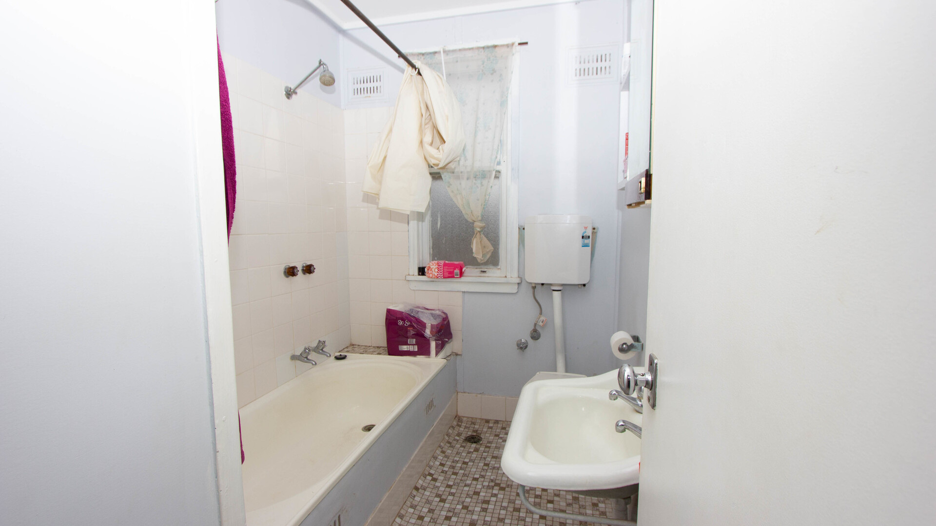 54 Frederica Street, Narrandera NSW 2700 - photo 7