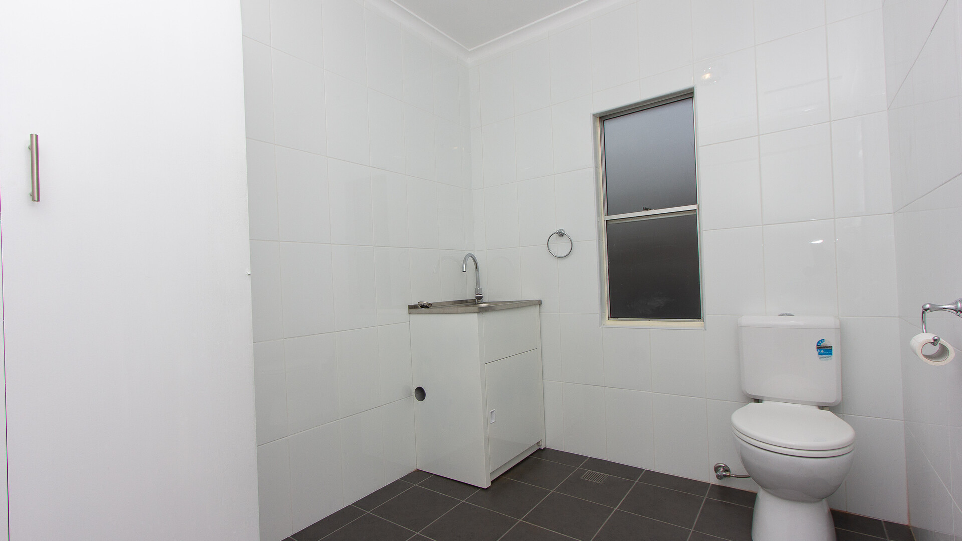 152 Larmer Street, Narrandera NSW 2700 - photo 8