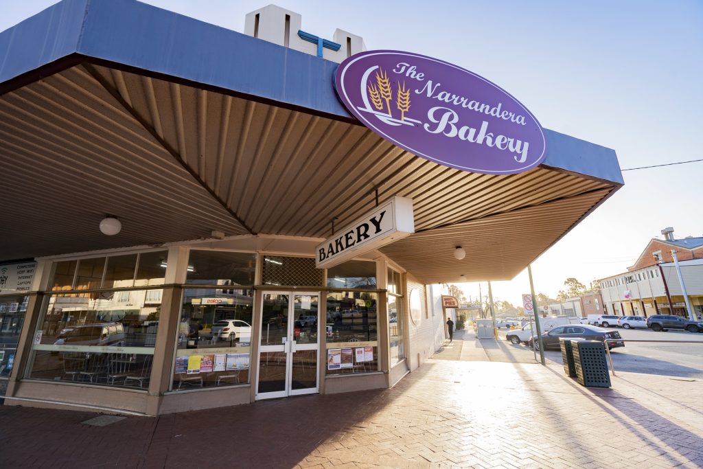 108 East Street, Narrandera NSW 2700 - photo 2