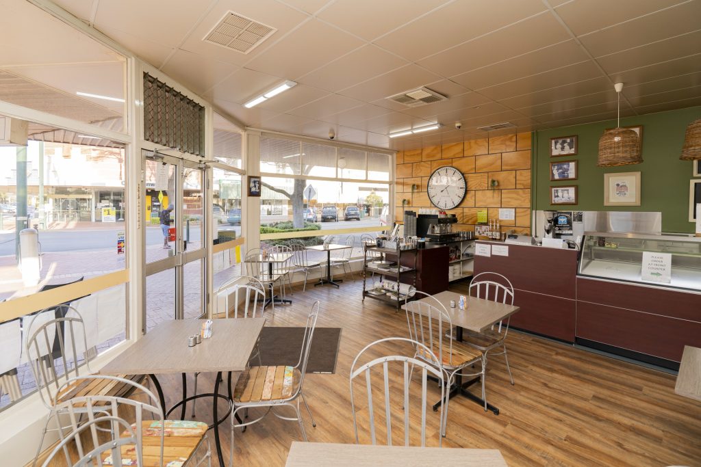 108 East Street, Narrandera NSW 2700 - photo 12