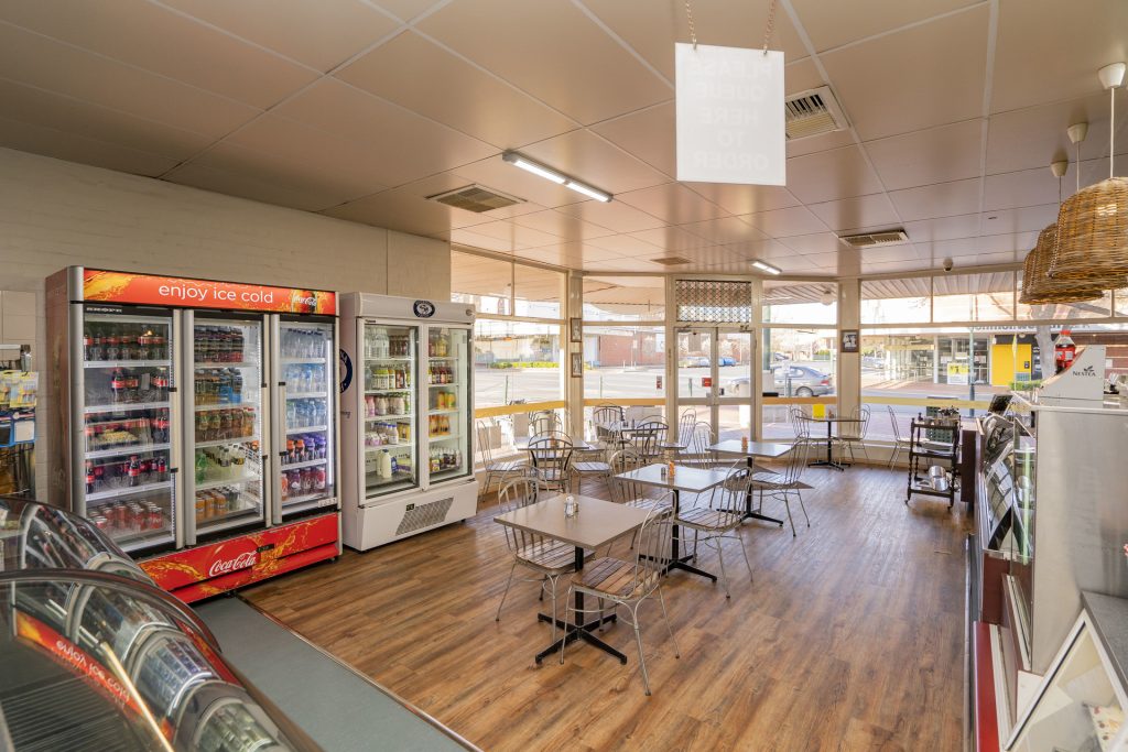 108 East Street, Narrandera NSW 2700 - photo 5
