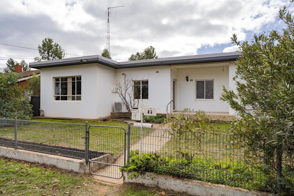 85 Douglas Street, Narrandera NSW 2700 - photo 15