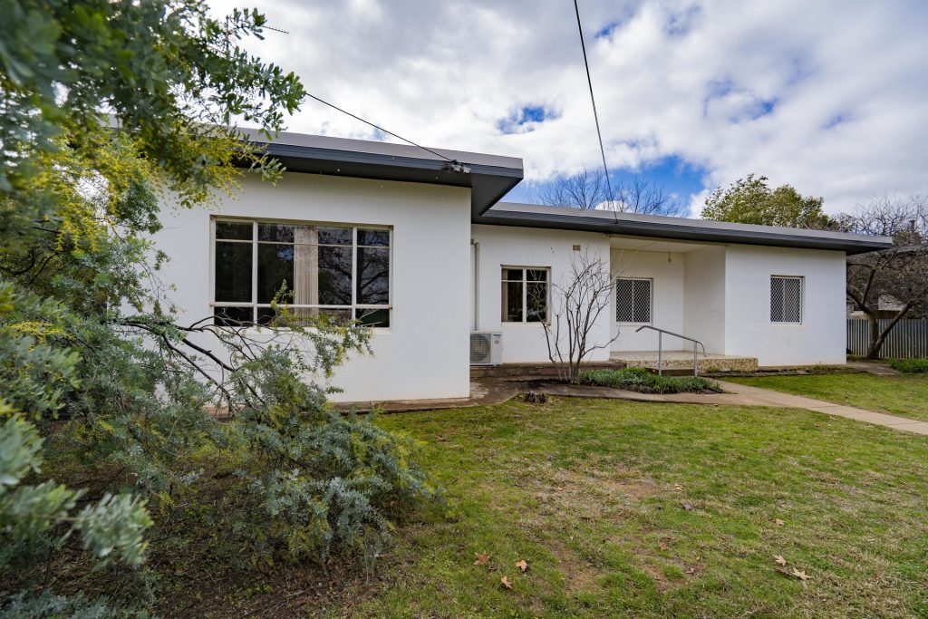 85 Douglas Street, Narrandera NSW 2700 - photo 17