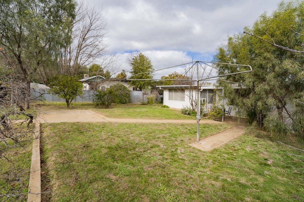 85 Douglas Street, Narrandera NSW 2700 - photo 23
