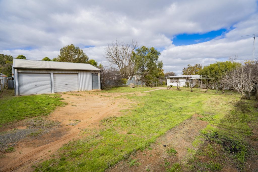 85 Douglas Street, Narrandera NSW 2700 - photo 26