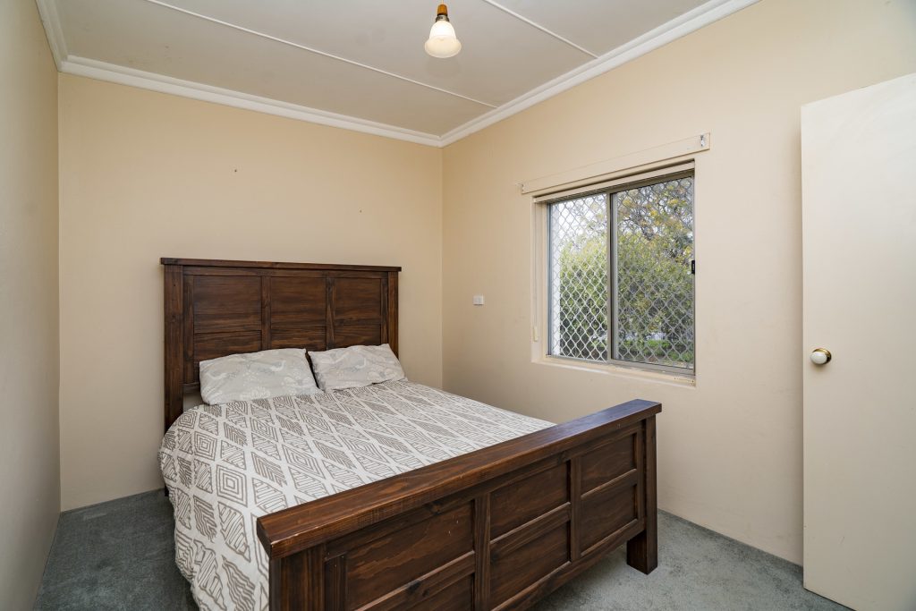 85 Douglas Street, Narrandera NSW 2700 - photo 9