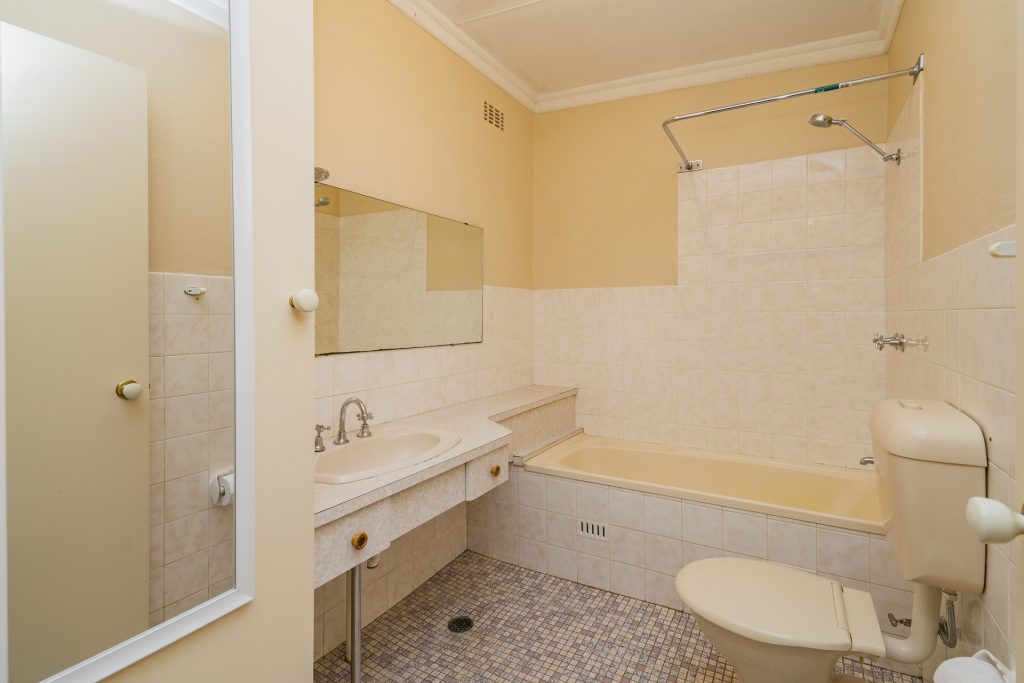 85 Douglas Street, Narrandera NSW 2700 - photo 10