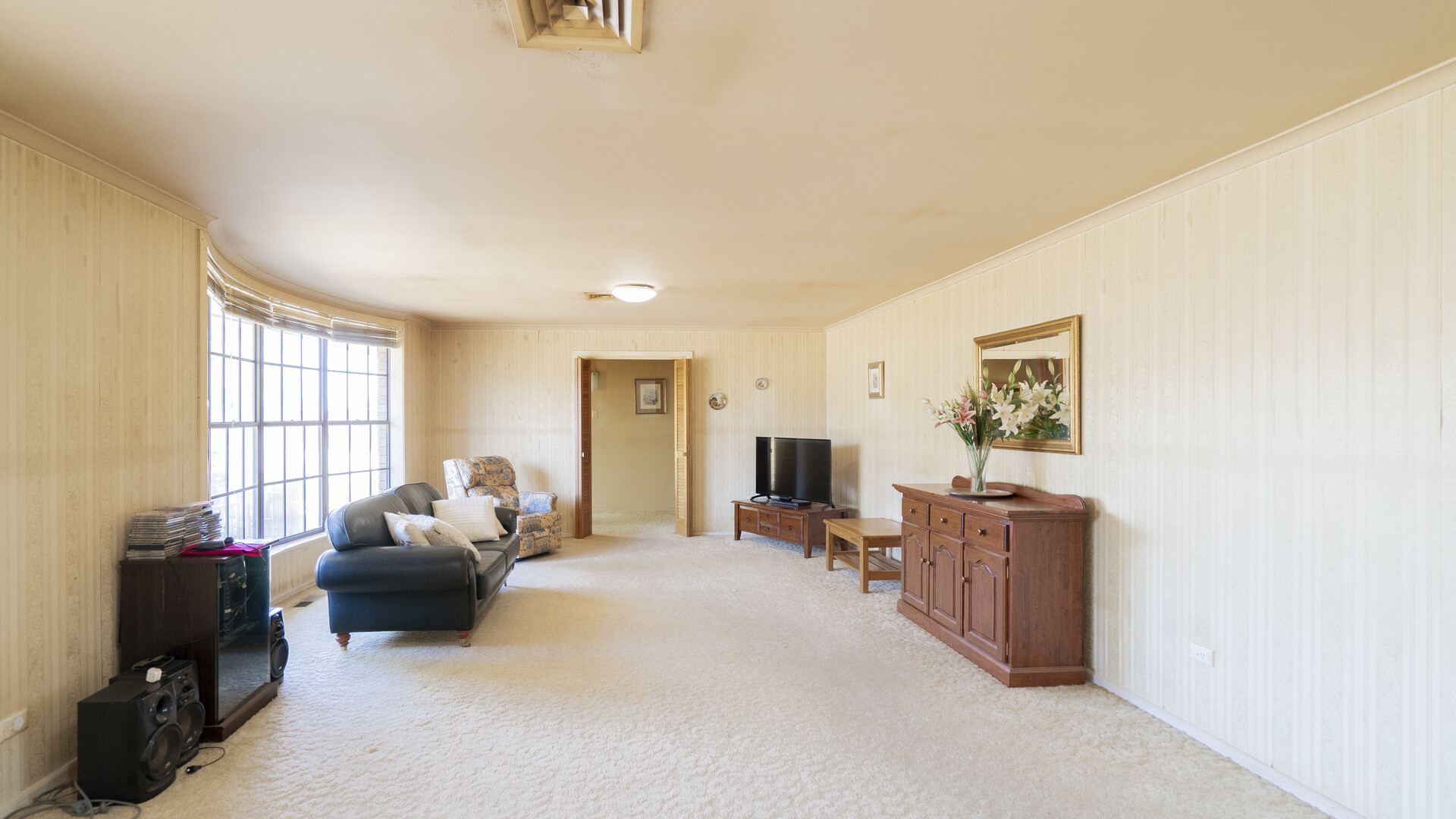 22 Broad Street, Narrandera NSW 2700 - photo 12