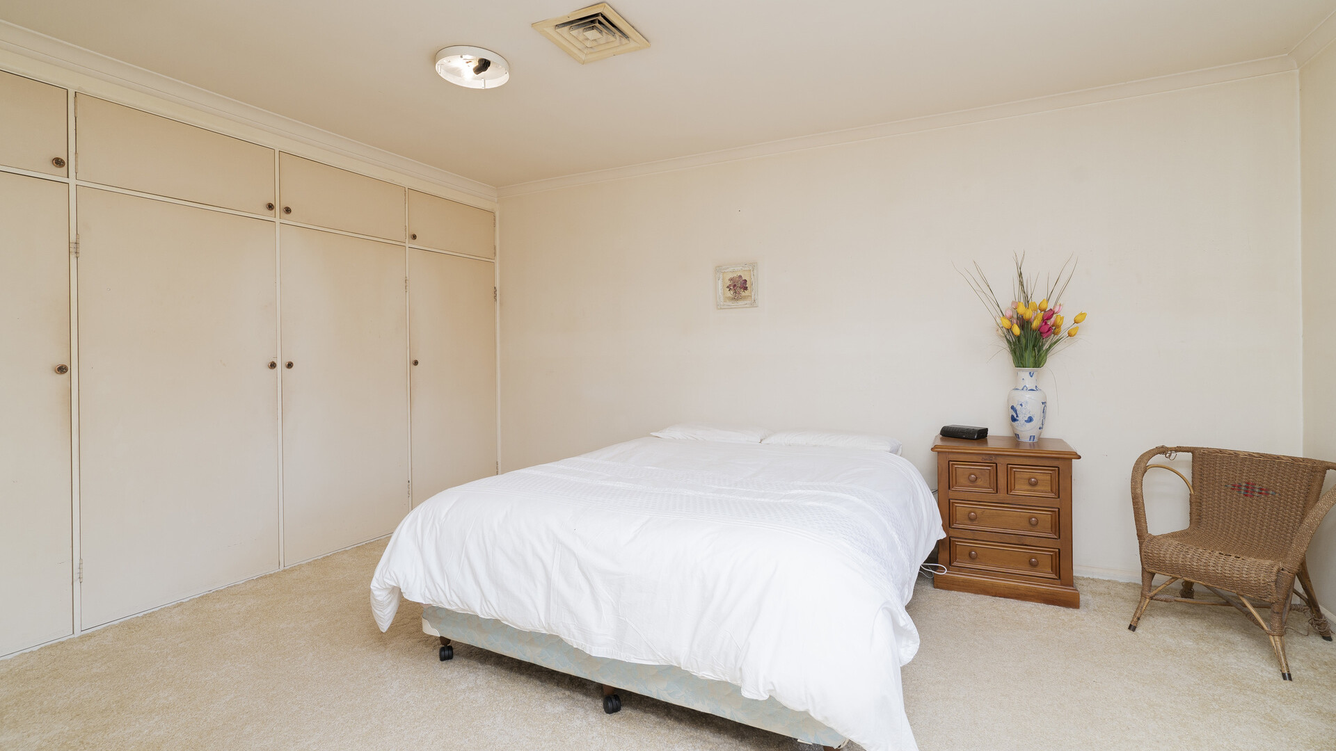22 Broad Street, Narrandera NSW 2700 - photo 16