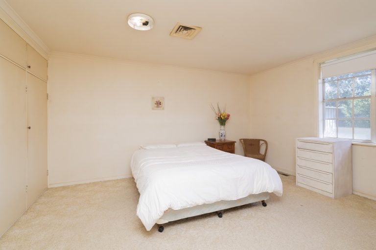 22 Broad Street, Narrandera NSW 2700 - photo 17