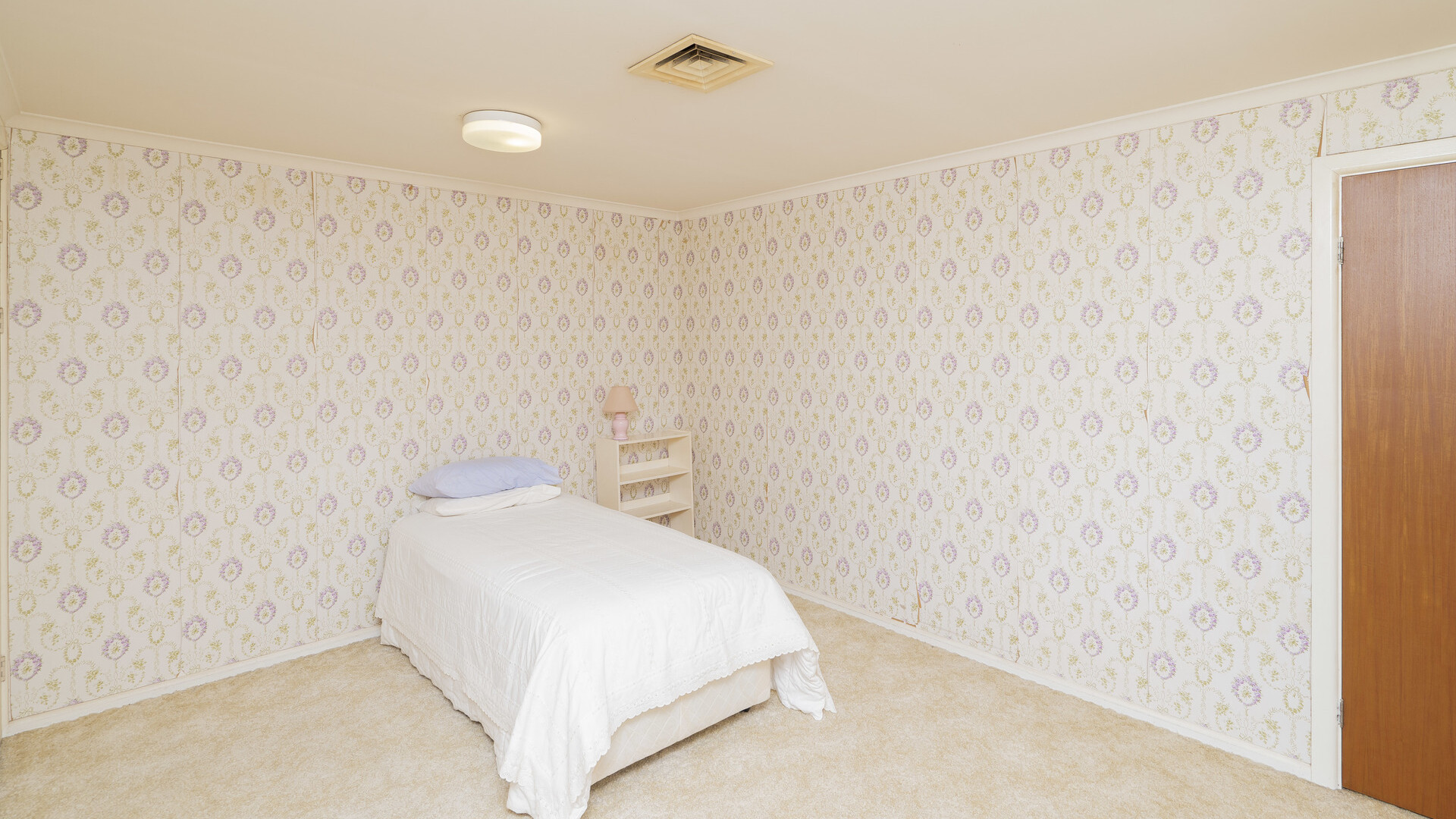 22 Broad Street, Narrandera NSW 2700 - photo 19