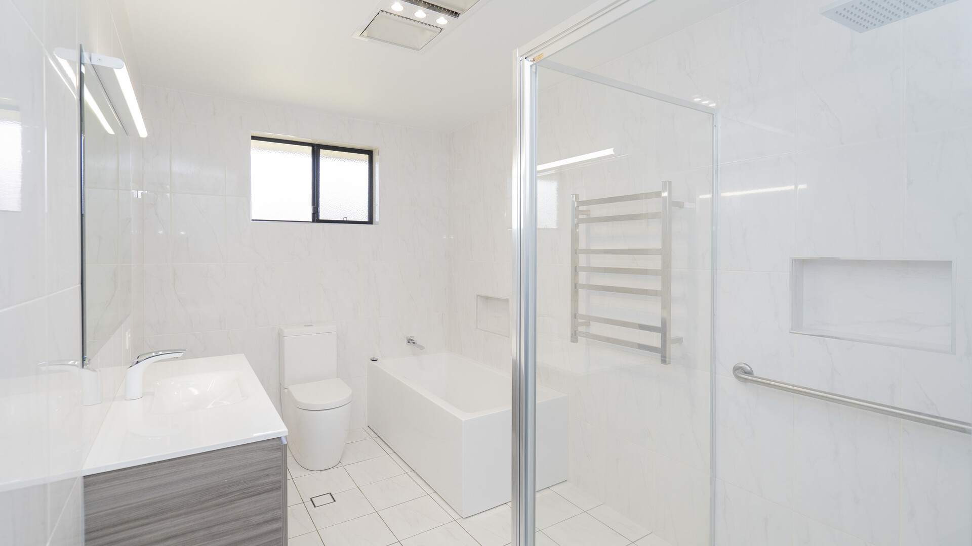 22 Broad Street, Narrandera NSW 2700 - photo 24
