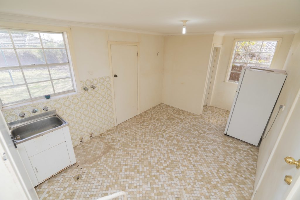 22 Broad Street, Narrandera NSW 2700 - photo 29