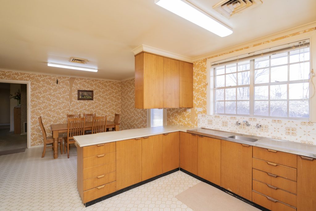 22 Broad Street, Narrandera NSW 2700 - photo 4