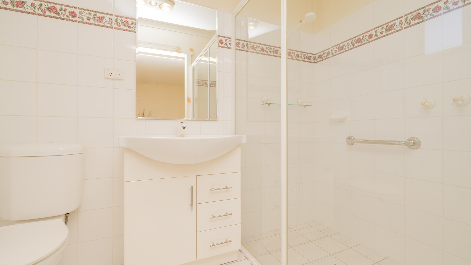 22 Broad Street, Narrandera NSW 2700 - photo 31