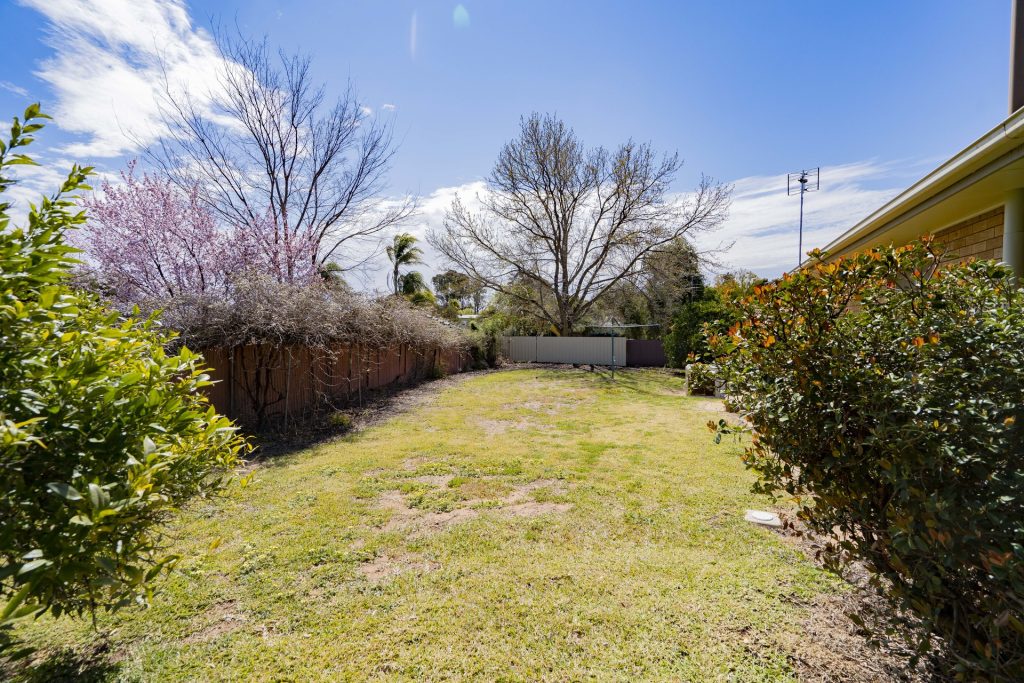 22 Broad Street, Narrandera NSW 2700 - photo 34
