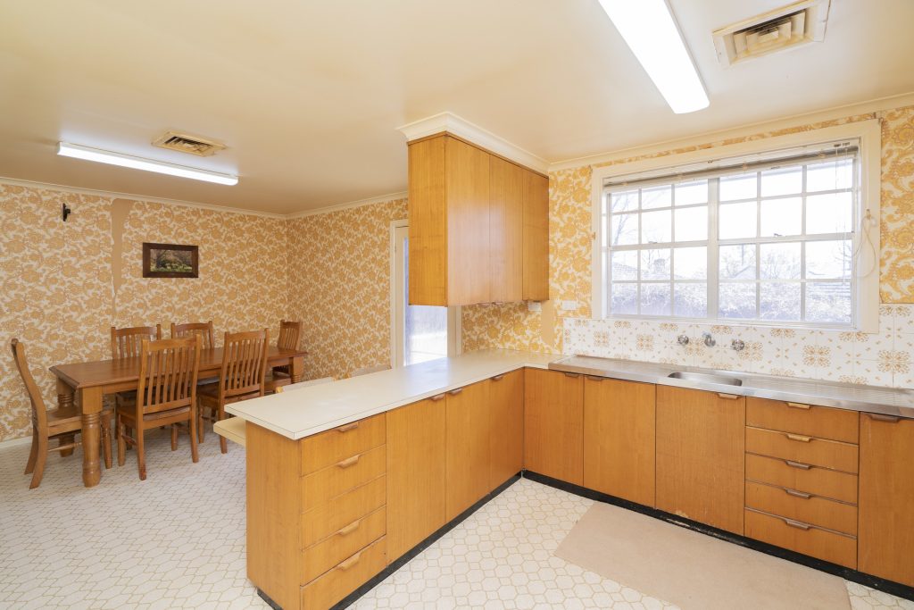 22 Broad Street, Narrandera NSW 2700 - photo 5
