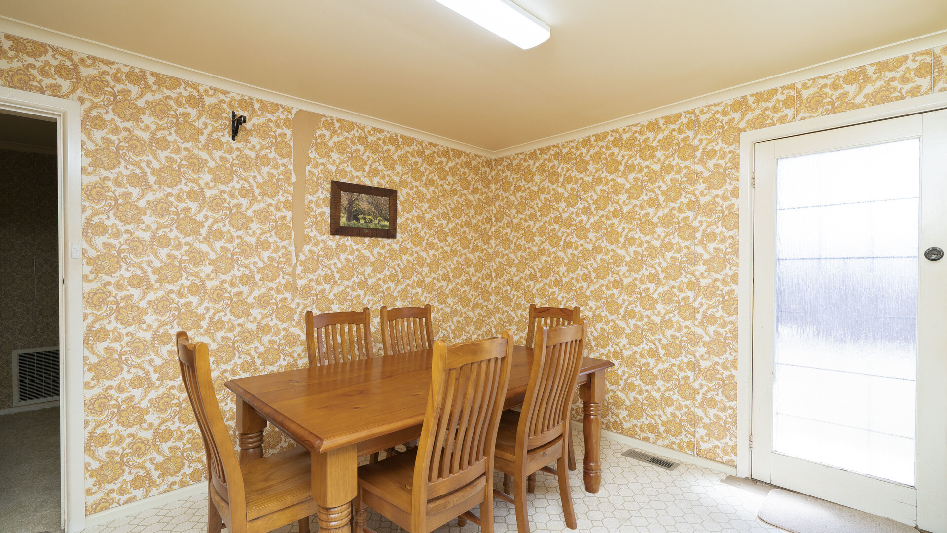 22 Broad Street, Narrandera NSW 2700 - photo 9