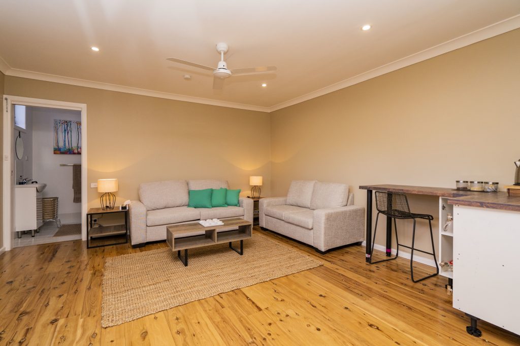 8 Whitton Street, Narrandera NSW 2700 - photo 18