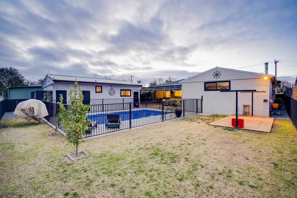8 Whitton Street, Narrandera NSW 2700 - photo 5