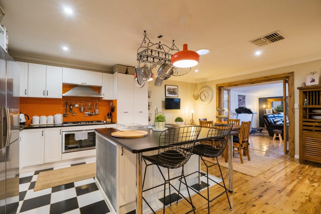 8 Whitton Street, Narrandera NSW 2700 - photo 9