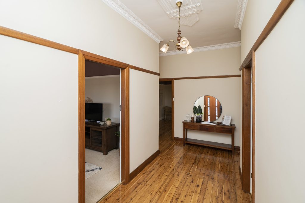 20 William Street, Narrandera NSW 2700 - photo 6