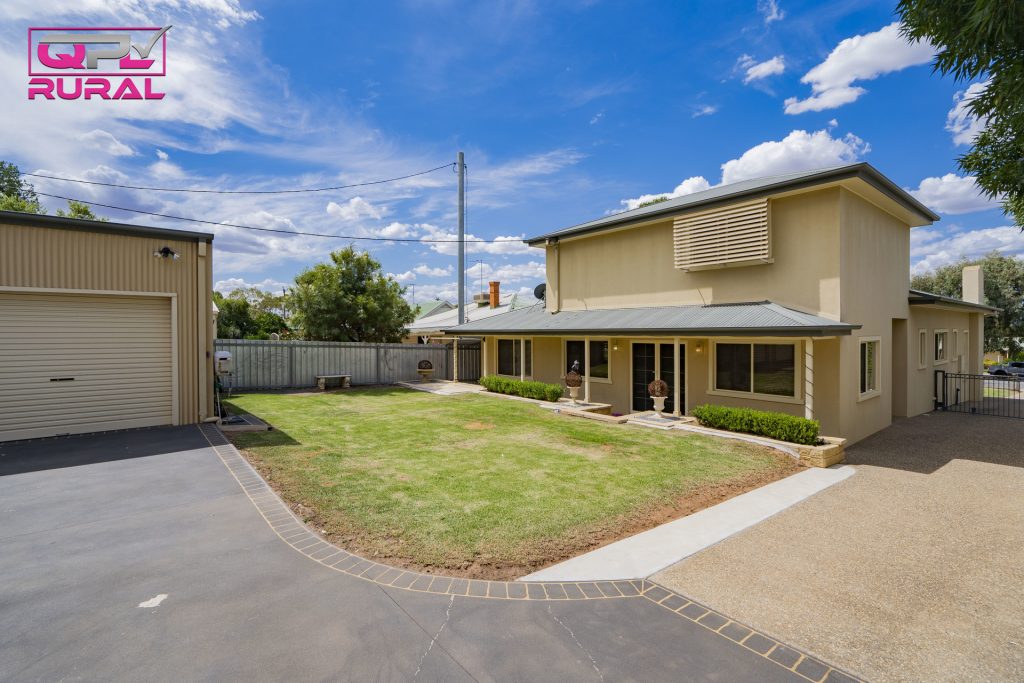 101 Palm Avenue, Leeton NSW 2705 - photo 18