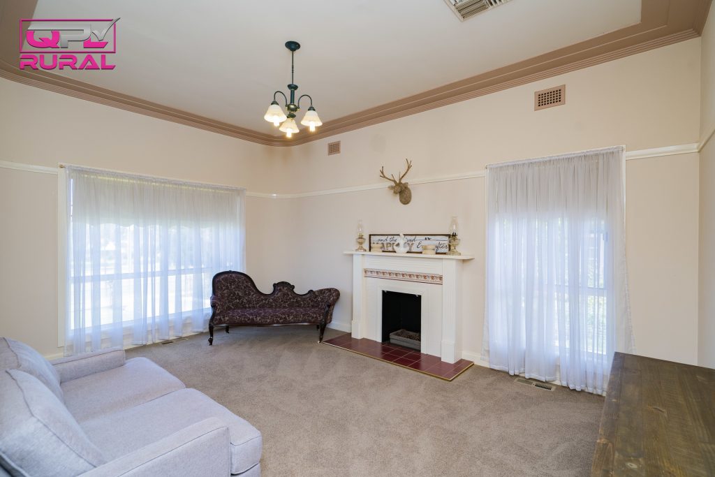 101 Palm Avenue, Leeton NSW 2705 - photo 10