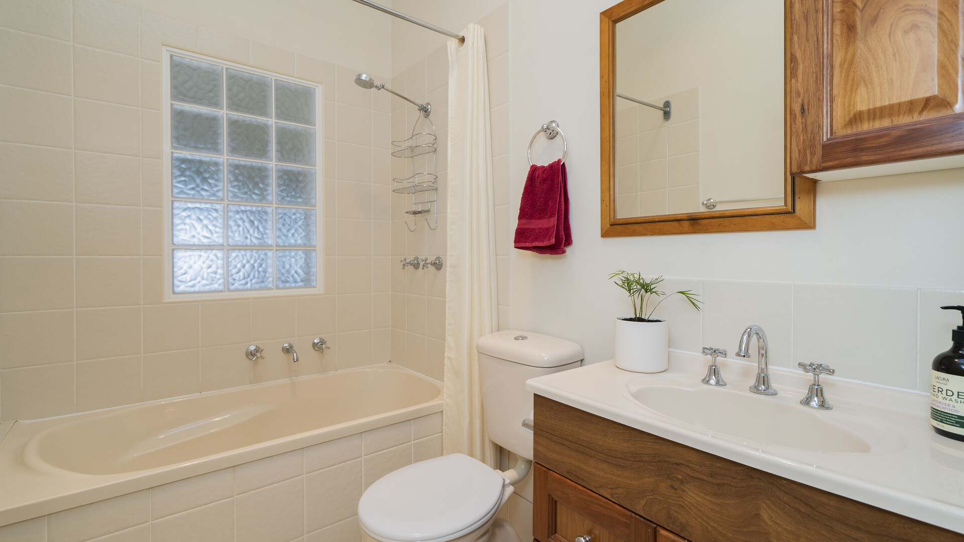68 Larmer Street, Narrandera NSW 2700 - photo 14