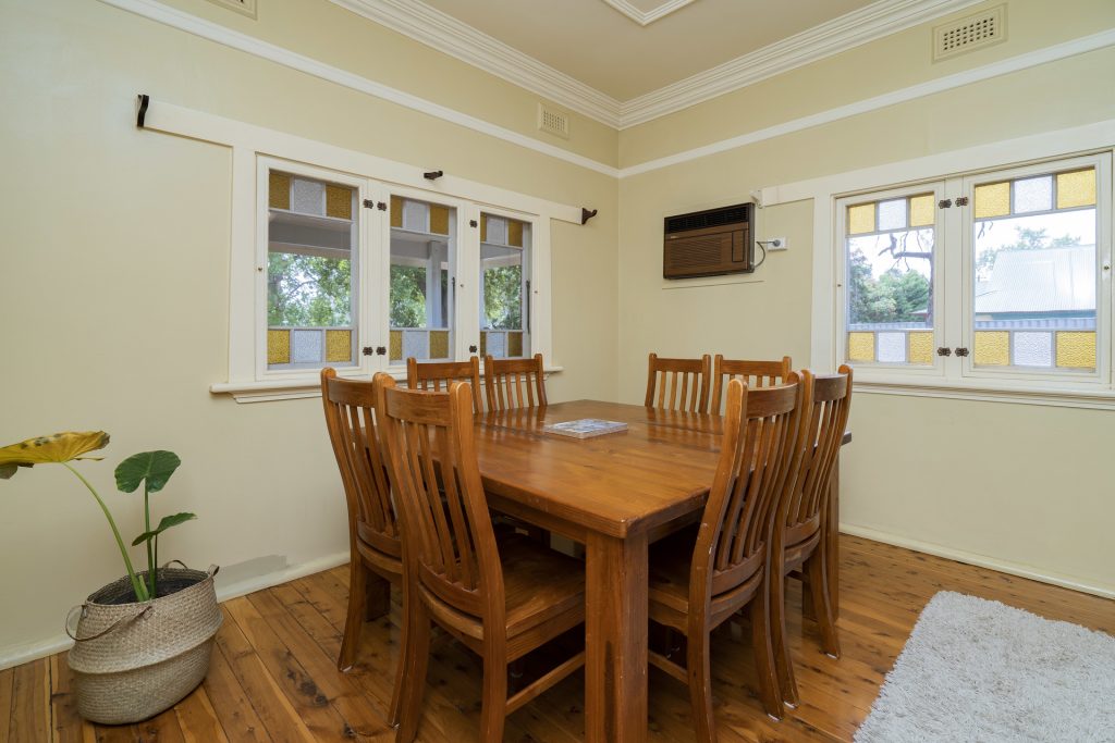 68 Larmer Street, Narrandera NSW 2700 - photo 4