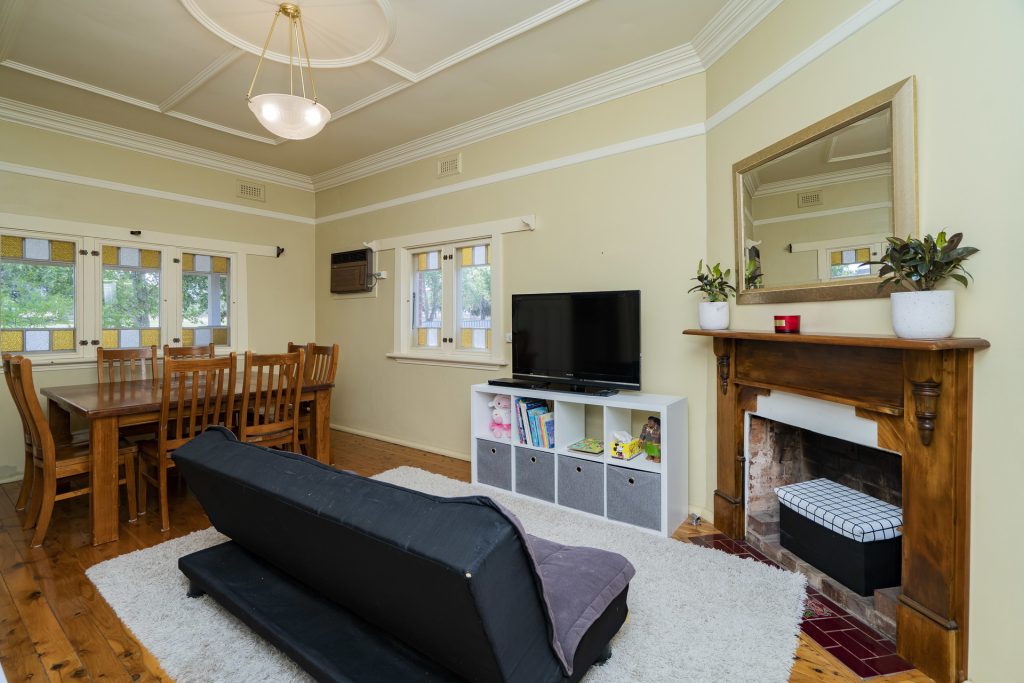 68 Larmer Street, Narrandera NSW 2700 - photo 7