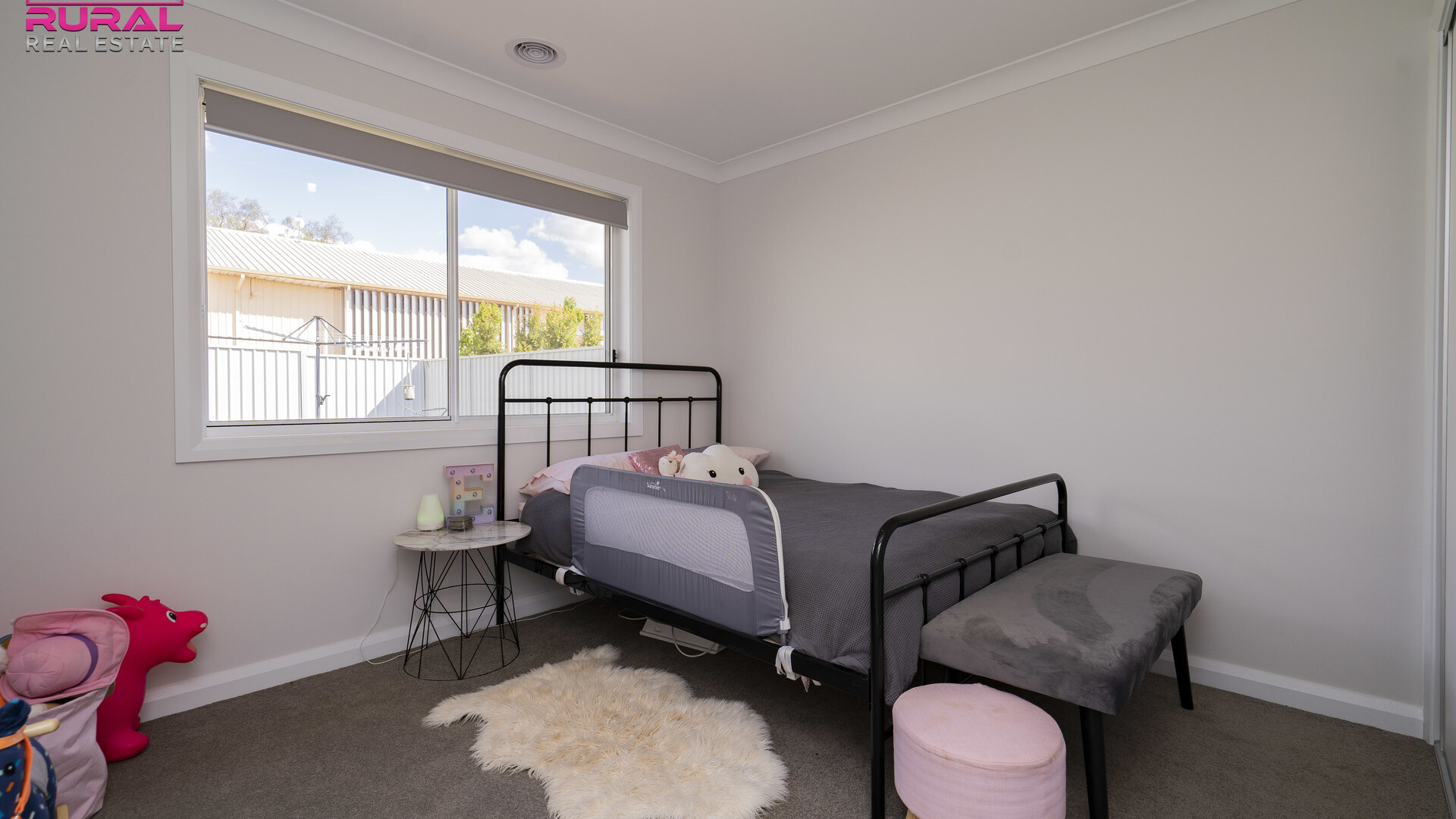 8 John Rands Place, Temora NSW 2666 - photo 16