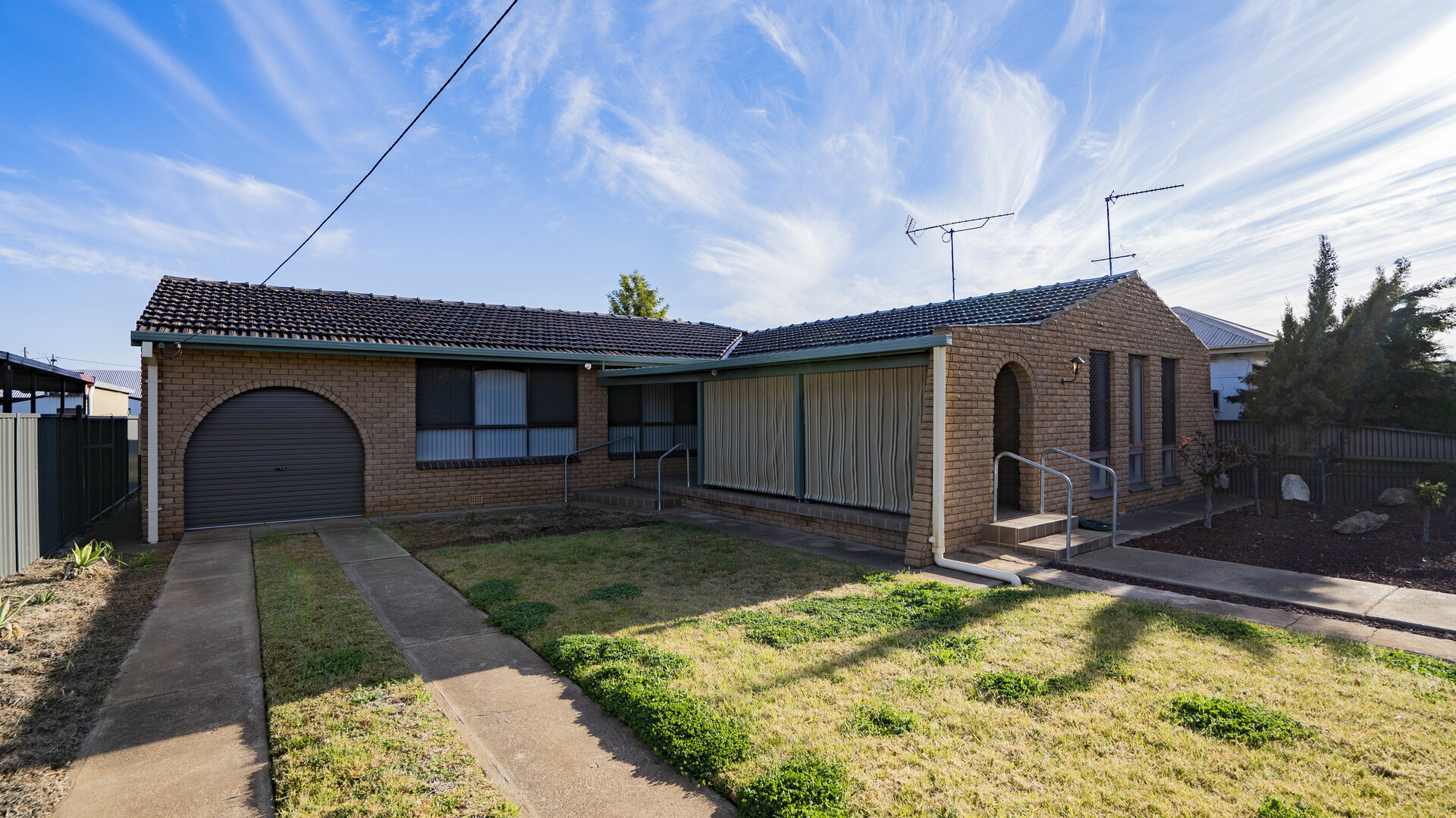 129 Britannia, Temora NSW 2666 - photo 2