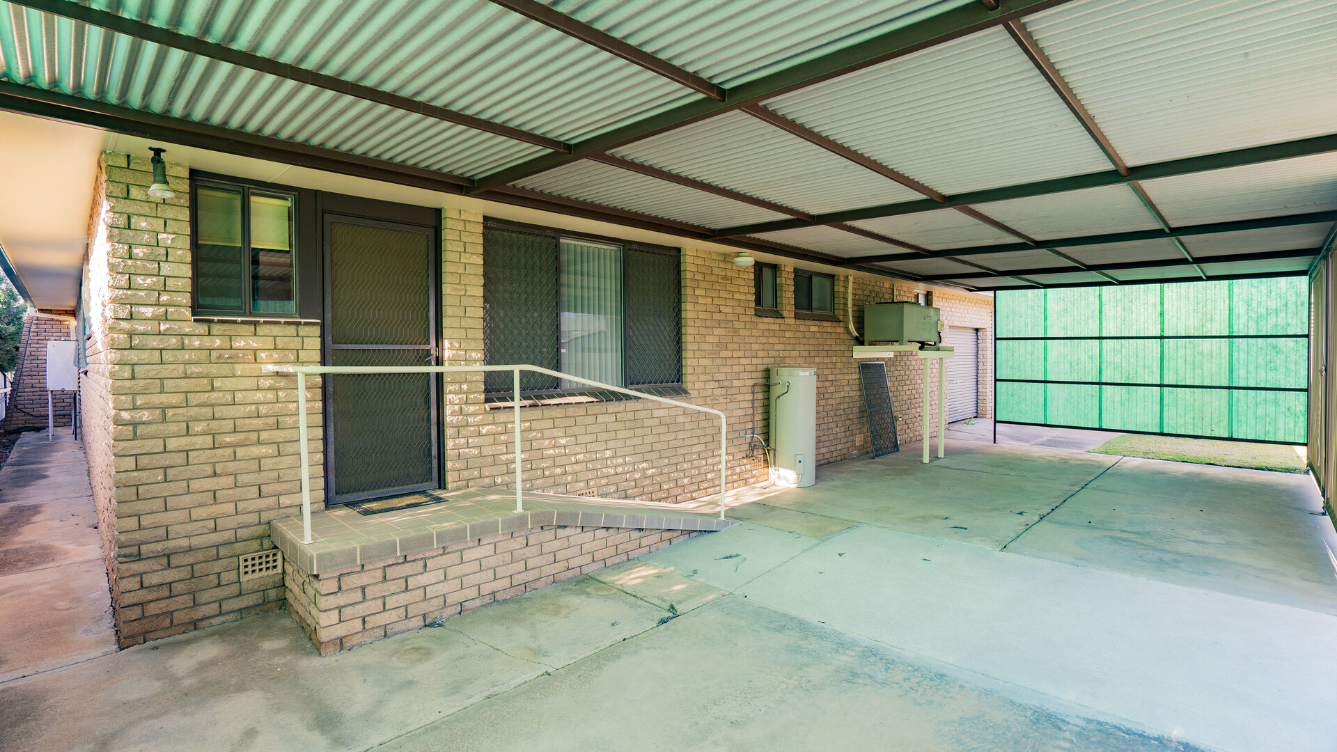 129 Britannia, Temora NSW 2666 - photo 16