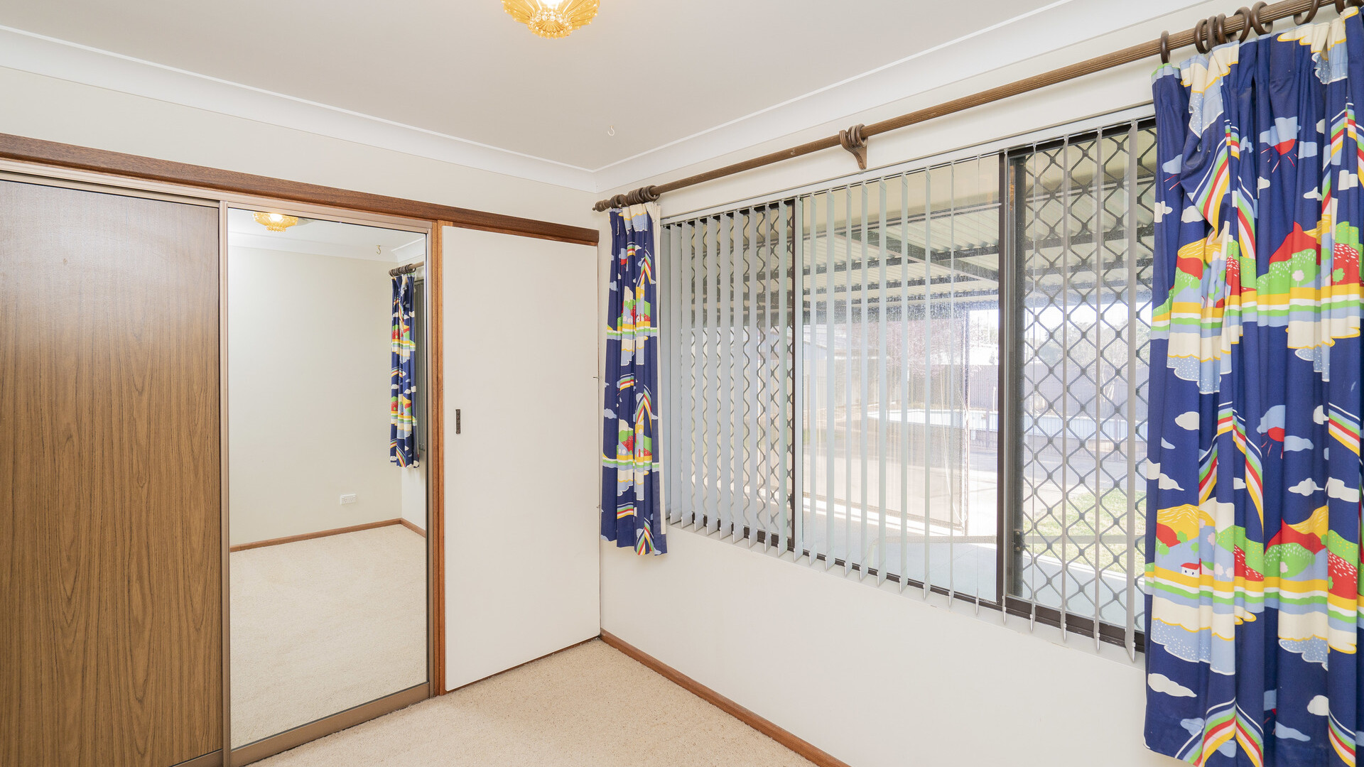 129 Britannia, Temora NSW 2666 - photo 9