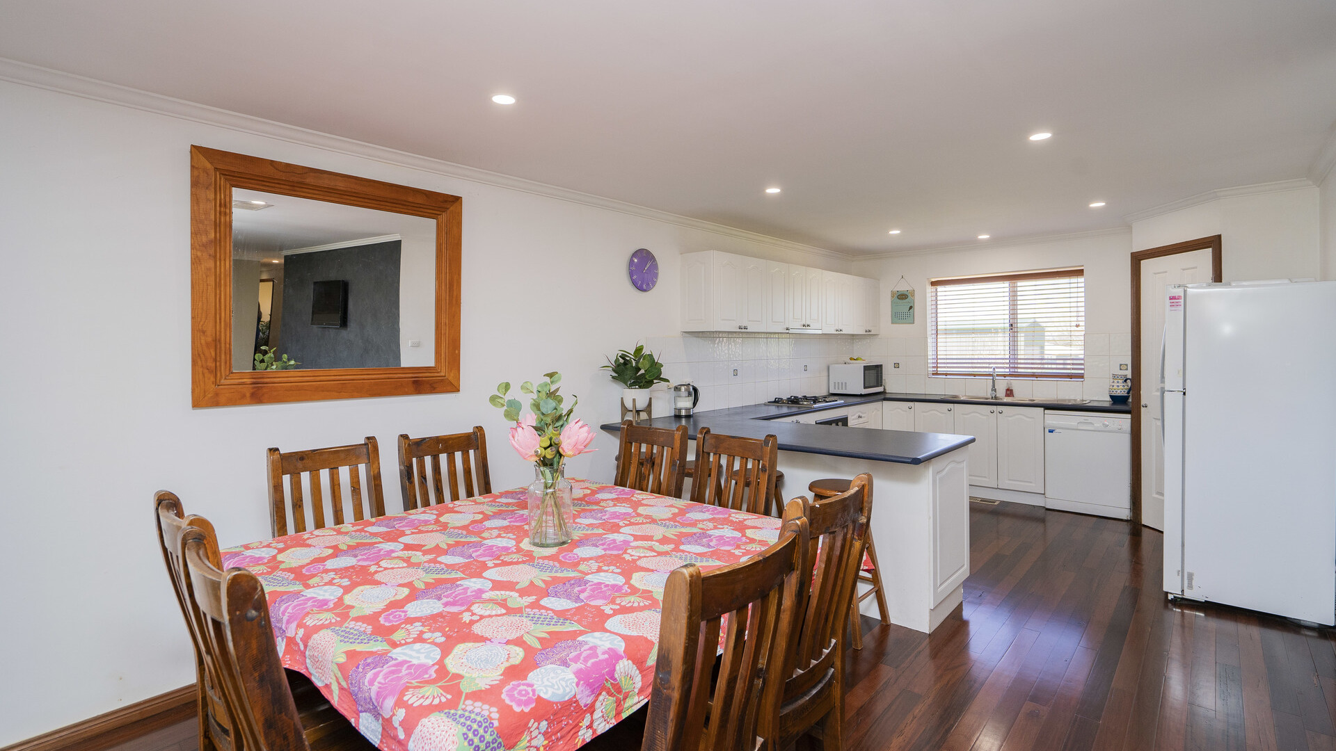 53 Boundary Road, Narrandera NSW 2700 - photo 6