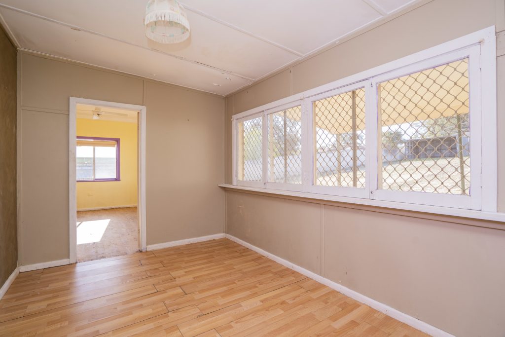13 Myrtle Street, Narrandera NSW 2700 - photo 9