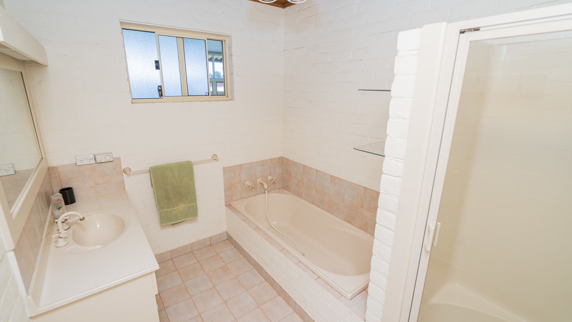 11 Kiesling Drive, Narrandera NSW 2700 - photo 18