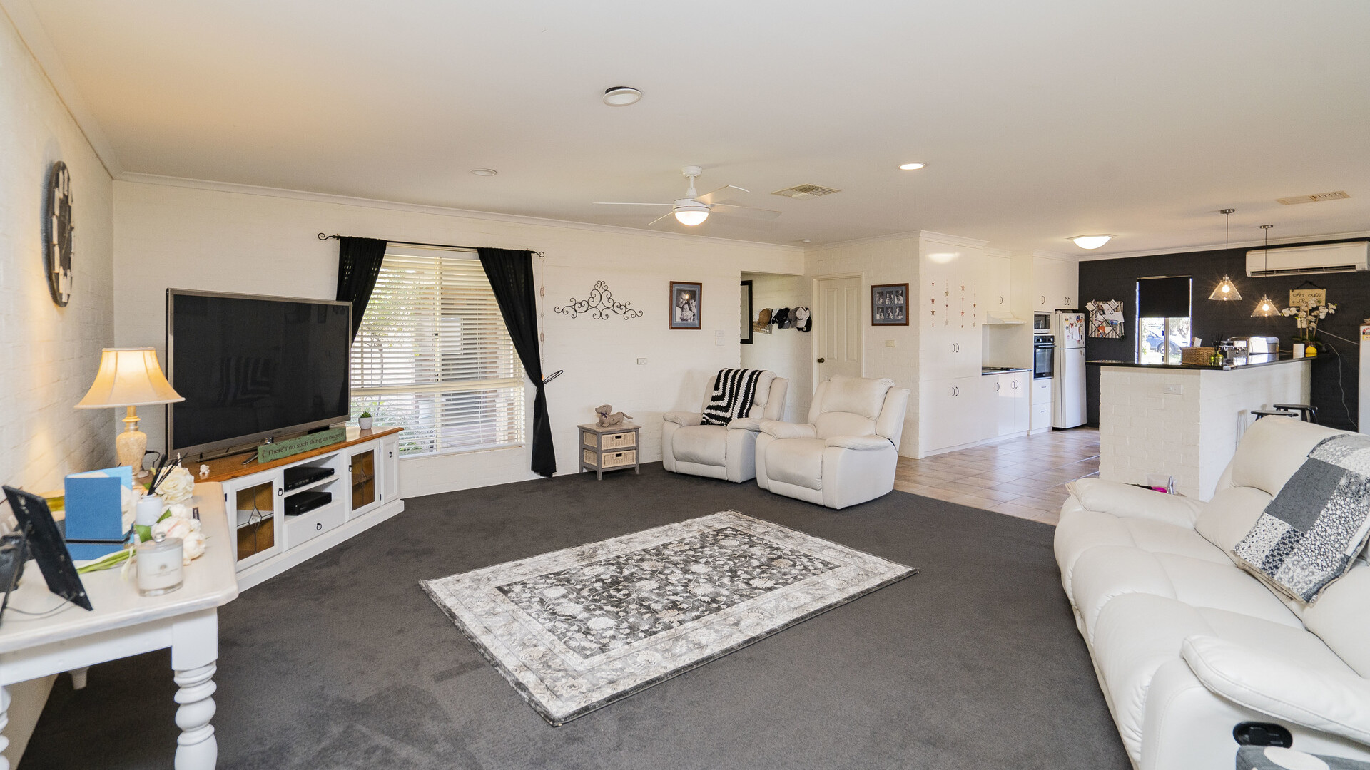 11 Kiesling Drive, Narrandera NSW 2700 - photo 8