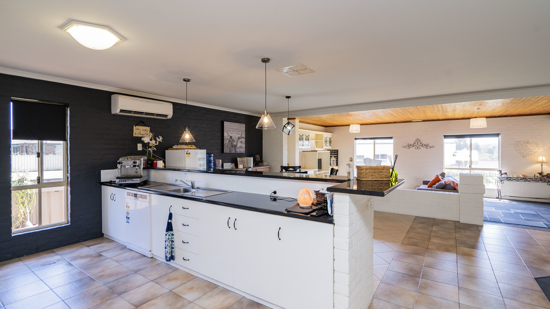11 Kiesling Drive, Narrandera NSW 2700 - photo 10