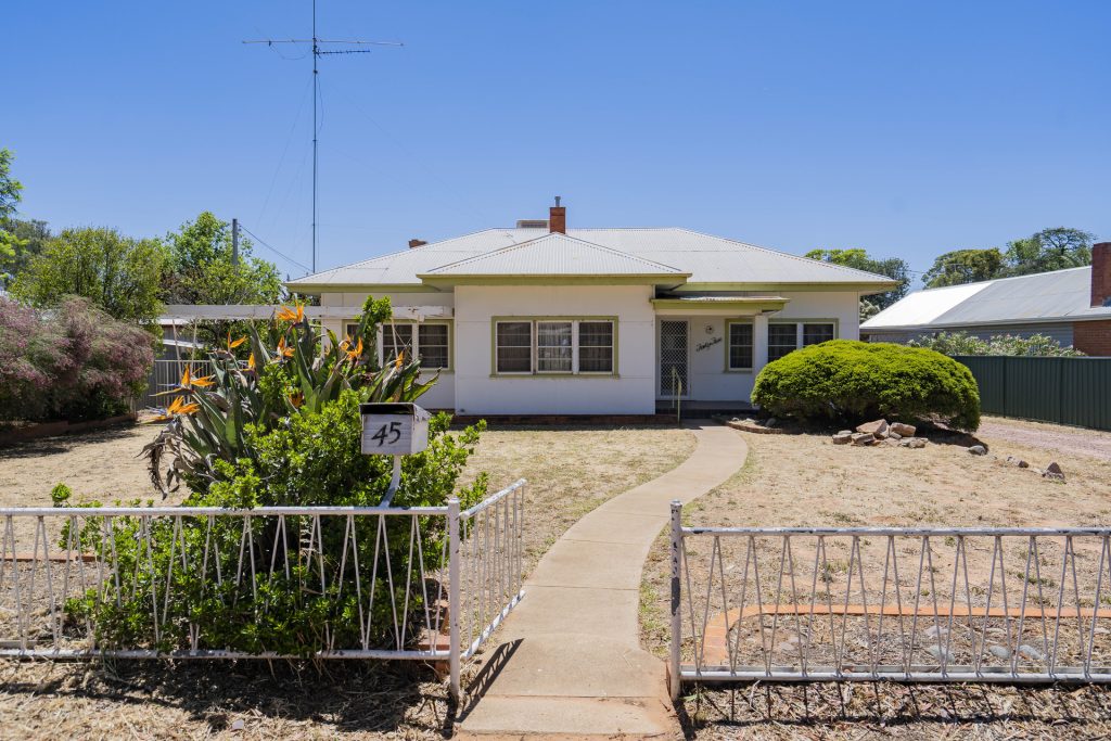 45 Riverine Street, Narrandera NSW 2700 - McGrath Riverina